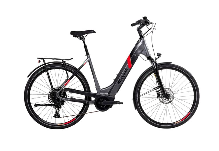 Electric bicycle with step-through frame, black finish, and red accents, named Pescarola.